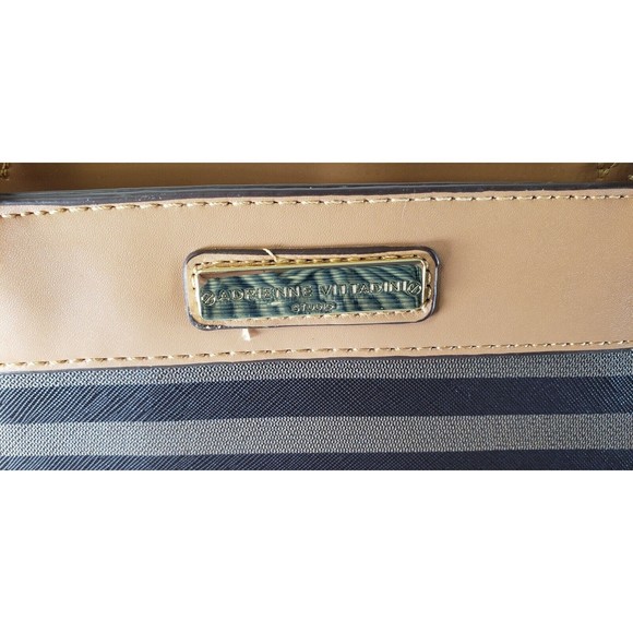 Adrienne Vittadine Studio Purse HandBag PO#32207 Adjustable Shoulder Strap - Picture 6 of 14